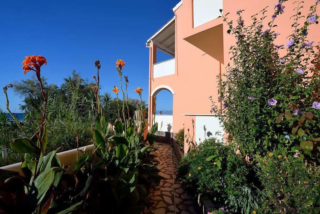 Vlachos Apartments Sidari  Bagian luar foto